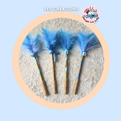 Baguette à plumes avec grelot – Jouet pour chat