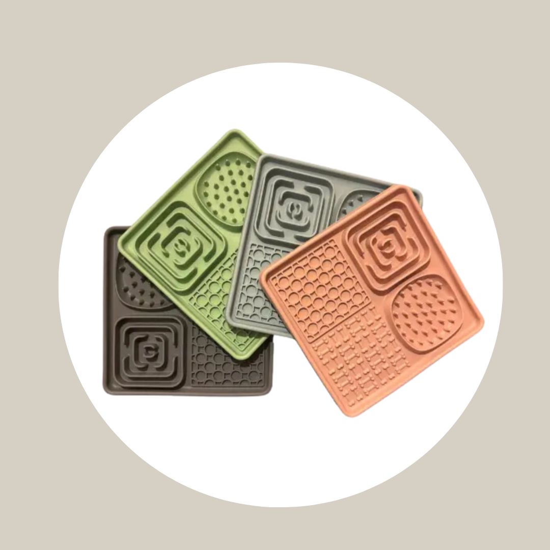 Tapis de Léchage 4 Zones avec Ventouses pour Chien